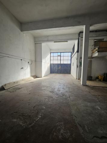 CAPANNONE di 350 mq (PRATO) rif. CV-BG