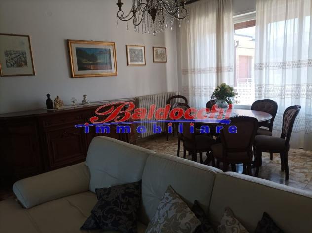 ULTIMO PIANO CENTRO STORICO VISTA MARE! - Foto 2