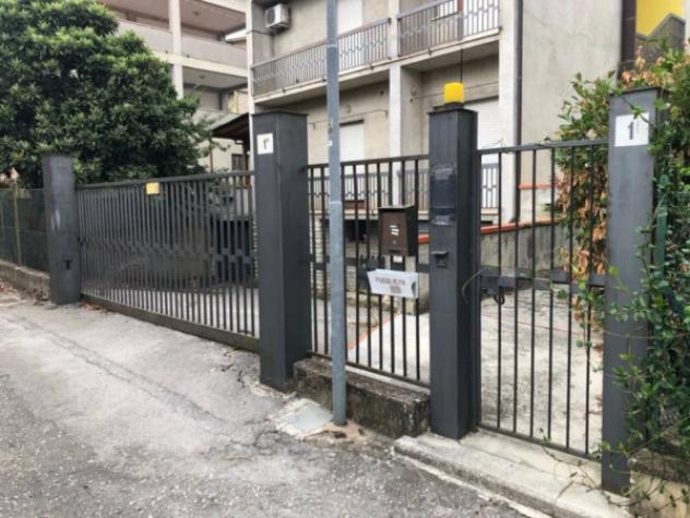 Immobile in asta di 150 m² con più di 5 locali e box auto in vendita a Perugia - Foto 2