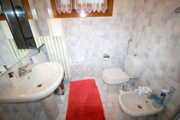 CASA INDIPENDENTE di 8 vani e di 196 mq (VALDOBBIADENE) rif. LC04_3 - Foto 16