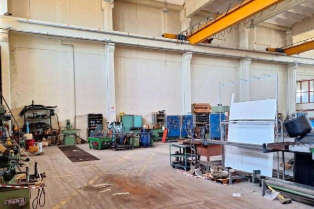 Immobile in asta di 975 m² in vendita a Elmas - Foto 8
