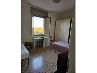 Posto letto in doppia per ragazza