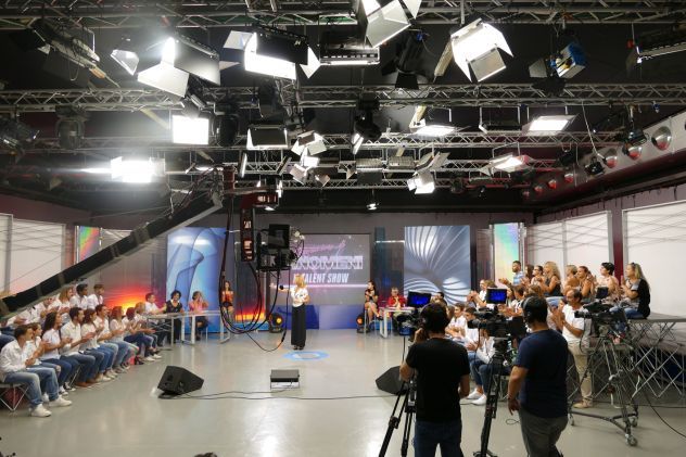 GENERAZIONEDIFENOMENI CERCHIAMO CANTANTI PER PROGRAMMA TELEVISIVO - Foto 2
