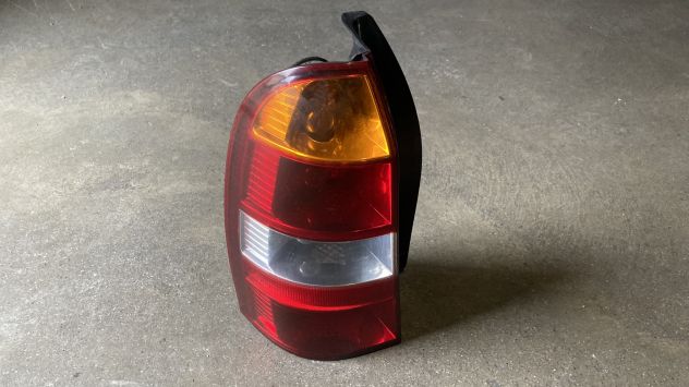 Fanale posteriore SX Fiat Palio SW del 2003 - Foto 2
