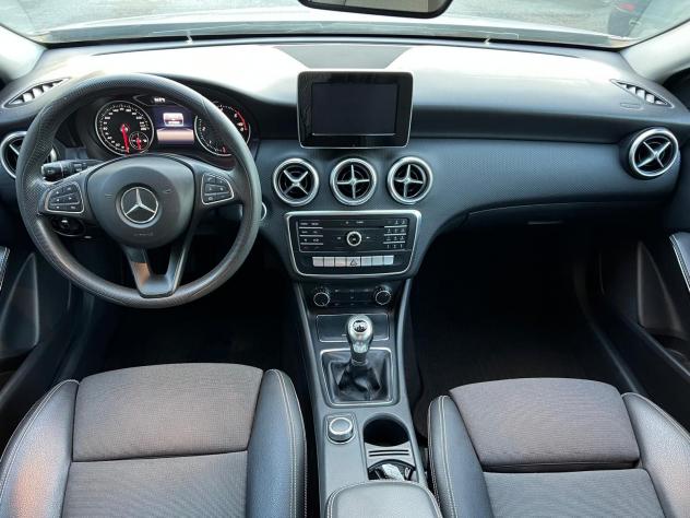 Mercedes-Benz Classe A A 160 d Premium - Foto 4