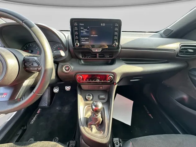 π TOYOTA GR YARIS 1.6 CIRCUIT β 261 CV - Foto 4