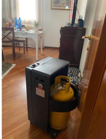 Immobile in asta di 143 m² con più di 5 locali e box auto in vendita a Campolongo Maggiore - Foto 8