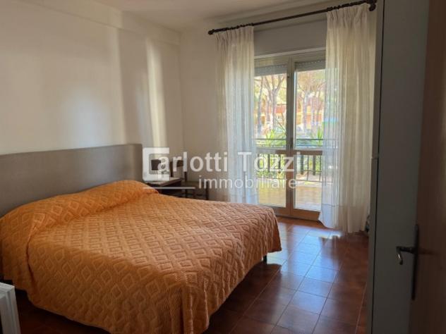 APPARTAMENTO di 5 vani e di 135 mq (CASTIGLIONE DELLA PESCAIA) rif. 03664 - Foto 18