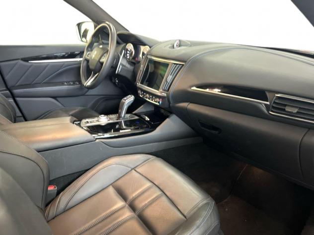 Maserati Levante 2021 2.0 mhev Executive 330cv auto - Foto 9