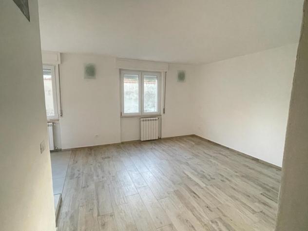Appartamento in vendita a Marina di Carrara - Carrara 80 mq Rif: 1228986