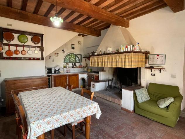 Colonica in vendita a Calenzano - San Miniato 405 mq Rif: 1333164