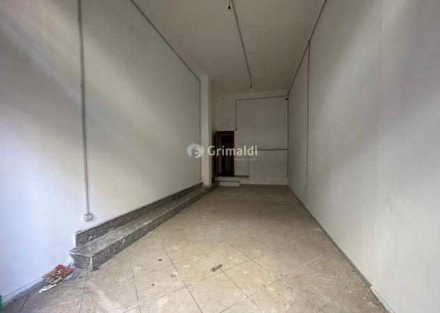 1 Vetrina in affitto a Pomigliano d'Arco - Foto 4