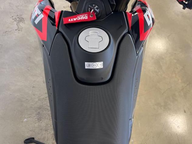 DUCATI Hypermotard 698 RVE rif. 23884362 - Foto 10