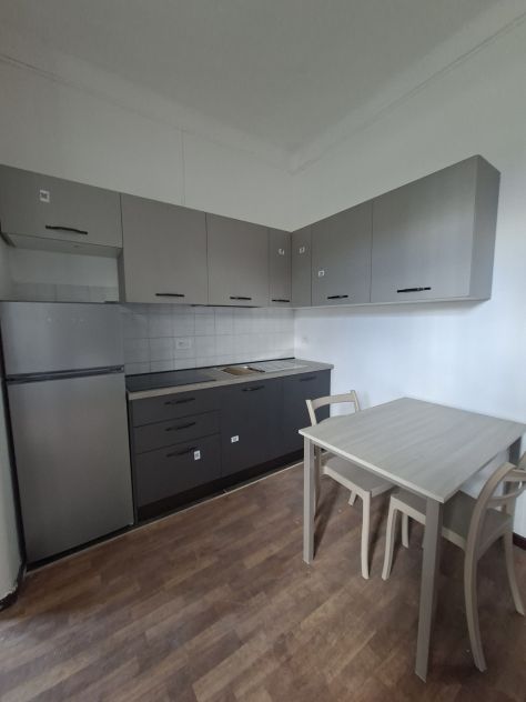 MM ROVERETO : Monolocale mq. 38 € 800 compreso spese