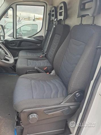 Iveco daily 35s14 v 4100 h2 2018 km127000 maxi - Foto 10