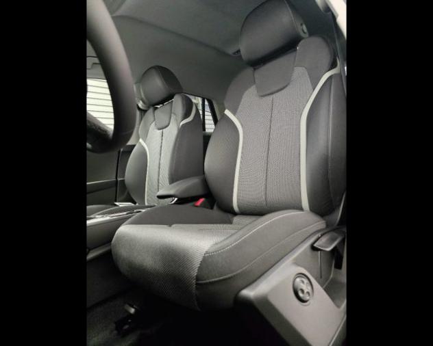 AUDI Q2 35 TFSI S-TRONIC S-LINE EDITION rif. 24057974 - Foto 9