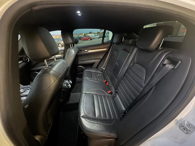 Alfa Romeo Stelvio 2.2 Turbodiesel 210 CV AT8 Q4 Super - Foto 9
