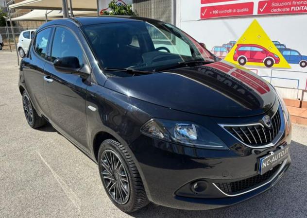 LANCIA Ypsilon 1.0 FireFly 5 porte S&S Hybrid Ecochic Gold rif. 24001646