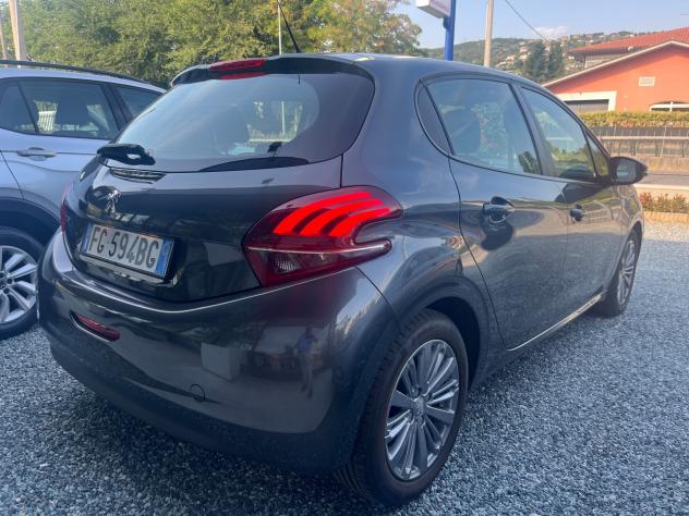 Peugeot 208 BlueHDi 01/2017 5 P **KM 88230** - Foto 5
