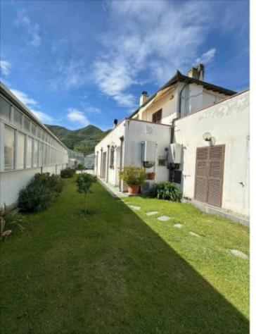 Immobile in asta di 210 m² con più di 5 locali in vendita a Albenga - Foto 3