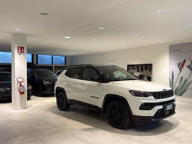 Jeep Compass 1.3 Turbo T4 240cv PHEV AT6 4xe S Pelle Navi 19” - Foto 2