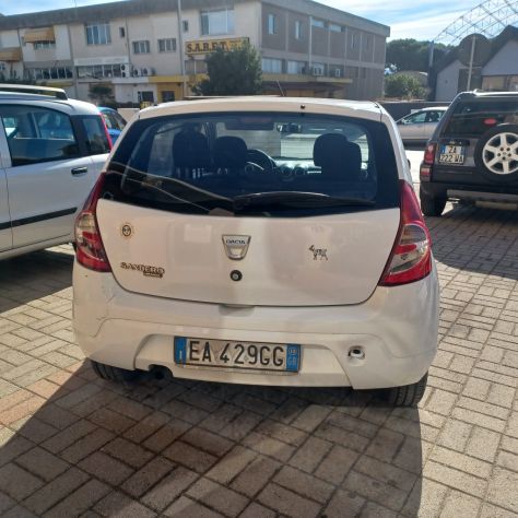 153628KM ECONOMICA SANDERO 1.4 GPL - Foto 9