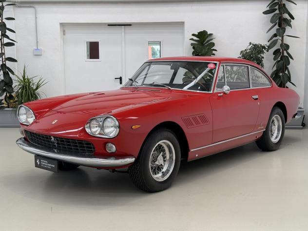 Ferrari 330 GT 2+2 restauro da concorso - Foto 3
