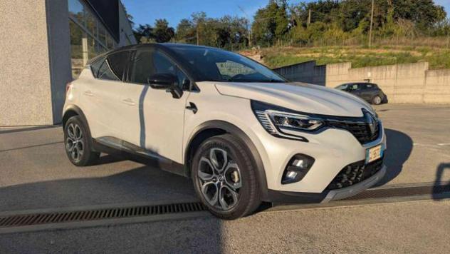 RENAULT Captur TCe 100 CV GPL FAP Intens rif. 24068123 - Foto 2