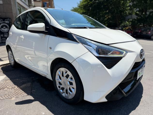 Toyota Aygo 1.0 72cv AUTOMATICA 62.000km - Foto 3