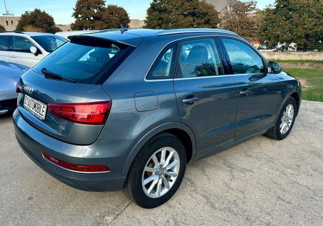 Audi Q3 2.0 TDI 150 CV Sport - Foto 8