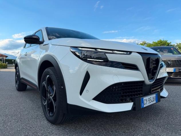 ALFA ROMEO Junior Junior 1.2 136 CV Hybrid eDCT6 Speciale - Foto 2
