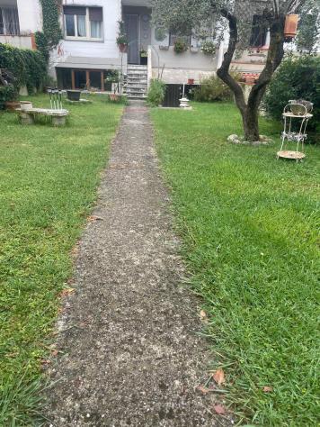 Villetta a schiera in vendita a Avenza - Carrara 210 mq Rif: 1338945