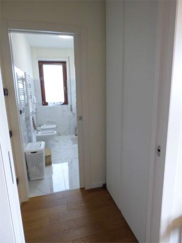 V001508 - ULTIMO PIANO DUPLEX CON TERRAZZO E BOX DOPPIO INCLUSO - Foto 10