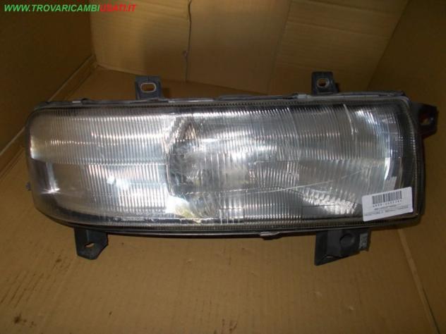 PROIETTORE D. RENAULT MASTER  Parti elettriche  Fanaleria  Proiettori  Proiettore ant.
