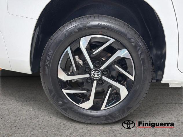Toyota Proace City Verso 1.5D 130CV M/T L1 Executive - Foto 7