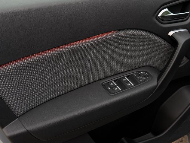 Renault Captur ECO-G 100 CV Techno - Foto 6
