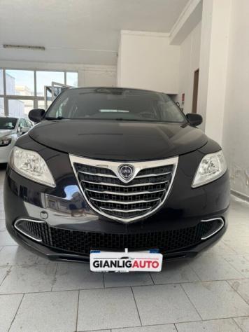 Lancia Ypsilon 1.2 69 CV 5 porte Gold