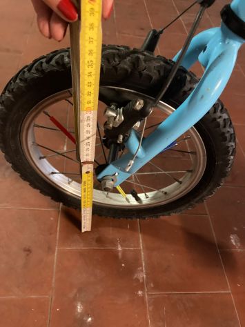 Bici bambini 12 pollici B'Twin Decathlon + rotelle e cestino - Foto 3