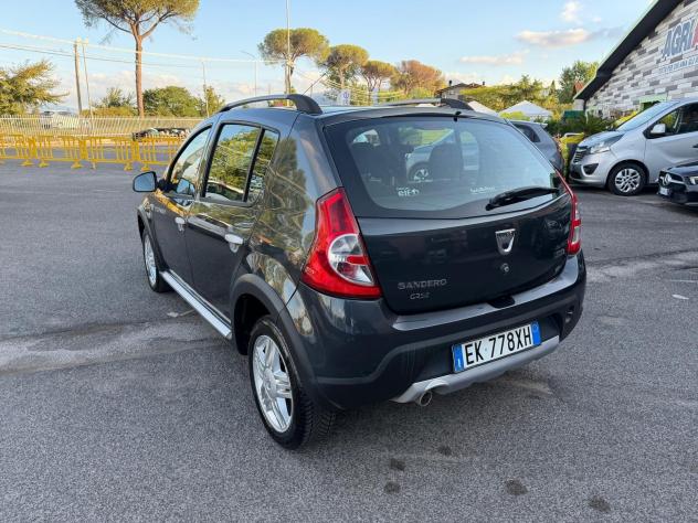 Dacia Sandero STEPWAY 1.5 DCI 90CV 2012 - Foto 4