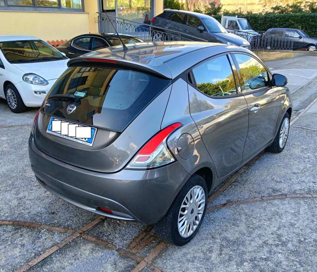 Lancia Ypsilon 1.2 69 CV 5 porte GPL Ecochic garanzia 12 mesi - Foto 6