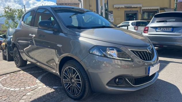 Lancia Ypsilon 1.0 FireFly 5 porte S&S Hybrid Gold - Foto 2
