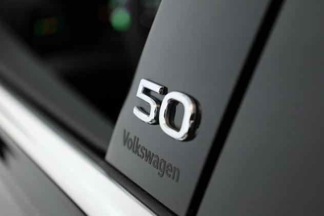 Volkswagen Golf 1.5 eTSI 150CV DSG 50 Years IQ-LED+PANO+Head-Up - Foto 6
