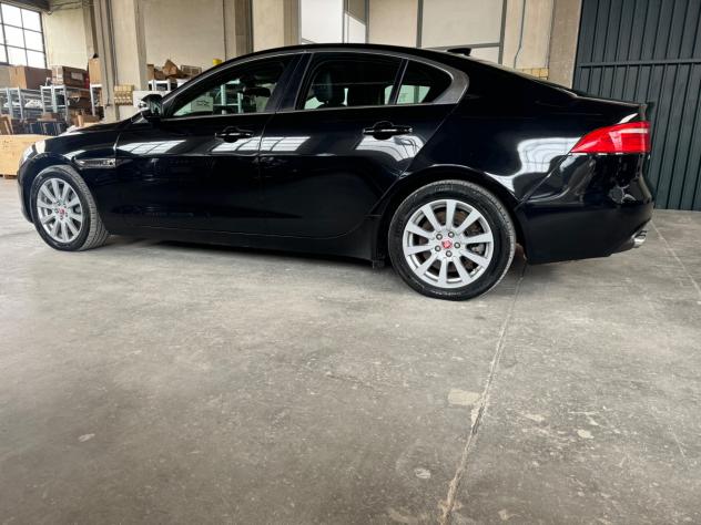 Jaguar XE 2.0 D 180 CV AWD aut. Pure - Foto 6