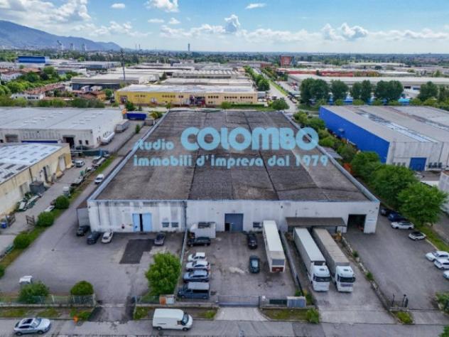 Immobile di 3200 m² con 5 locali in vendita a Brescia - Foto 11