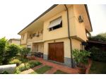 Villa in vendita a Nave - Lucca 250 mq  Rif: 1330712