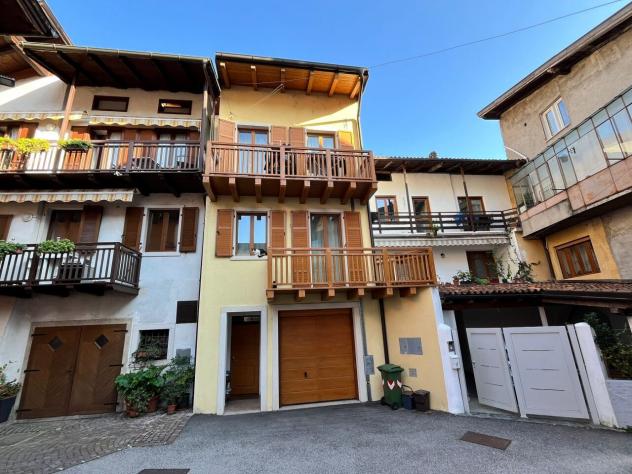Quadrilocale in vendita a Nomi