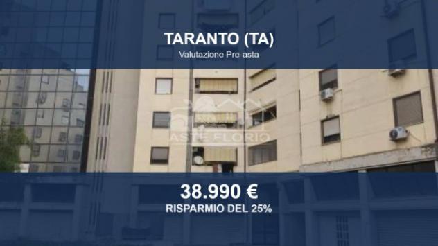 Immobile in asta di 94 m² con più di 5 locali in vendita a Taranto