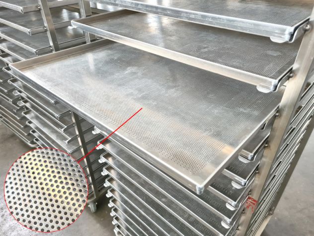 3 carrelli inox porta teglie 60X40cm usati - Foto 5