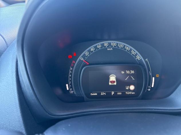 Toyota Aygo X 1.0B (72 CV) Active S-CVT - Foto 9