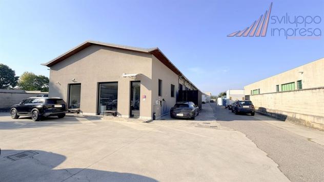 CAPANNONE CON UFFICI IN VENDITA A VIMERCATE - Foto 5